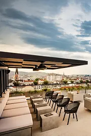 Bar sur les toits avec vue sur Vienne