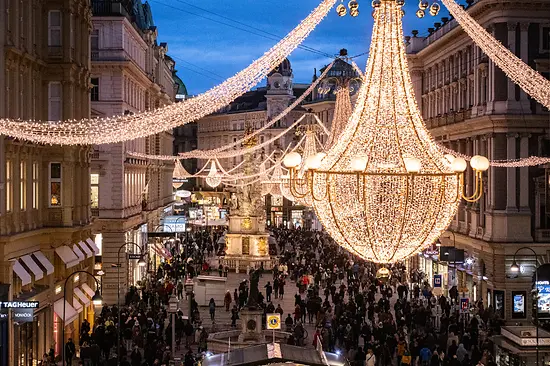 Décorations lumineuses de Noël sur le Wiener Graben 