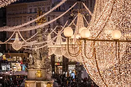 Illuminazione natalizia lungo il Graben di Vienna 