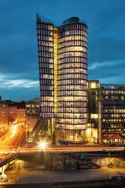 Uniqa Tower u Dunajského kanálu