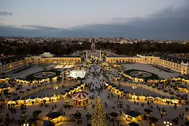 Weihnachtsmarkt vor dem Schloss Schönbrunn