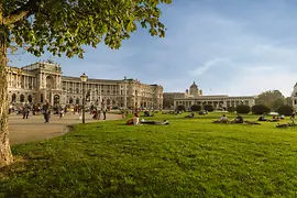 Heldenplatz, Hofburg