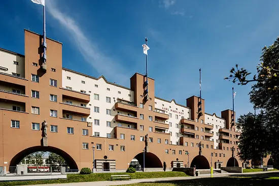 Edificio de vivienda social, Karl Marx Hof, vista exterior, patio interno, parque