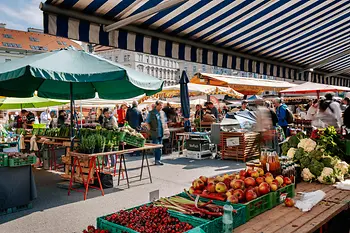 Food stands at the Karmelitermarkt in Vienna