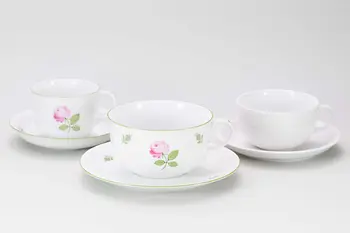 Augarten porcelain with decoration of the Viennese Rose