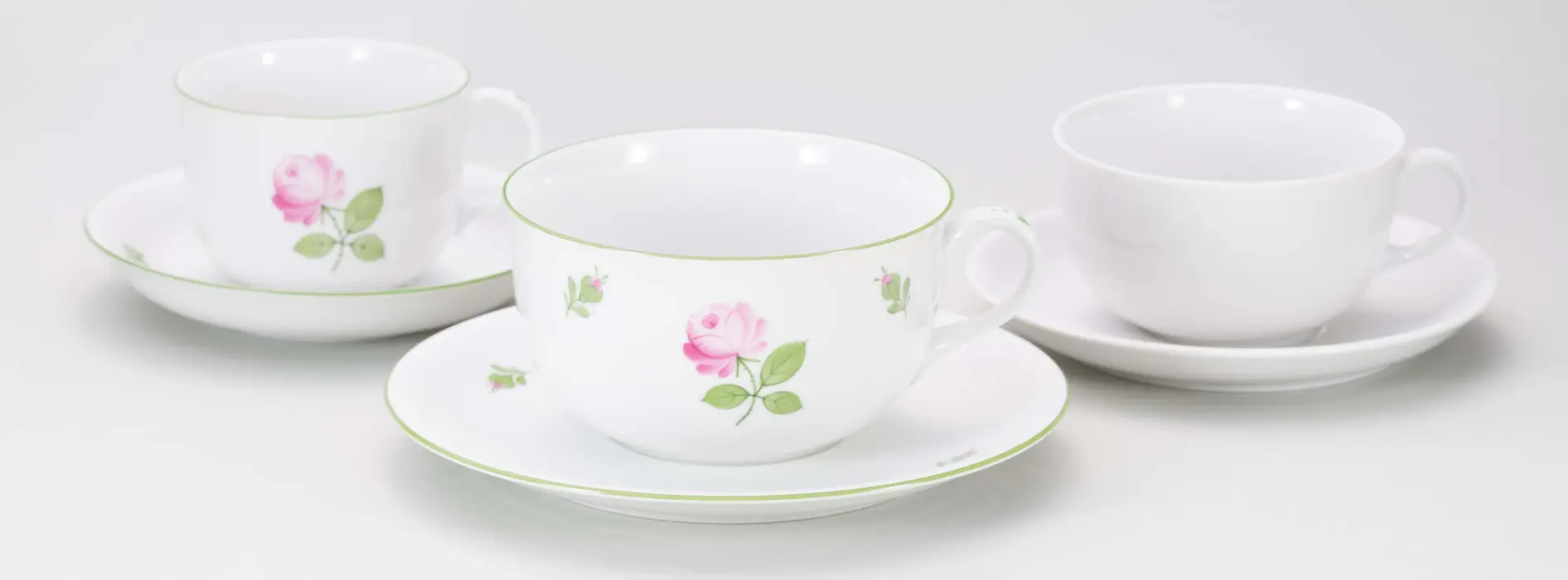 Augarten porcelain with decoration of the Viennese Rose