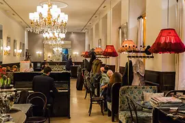 Café Weimar, interior view