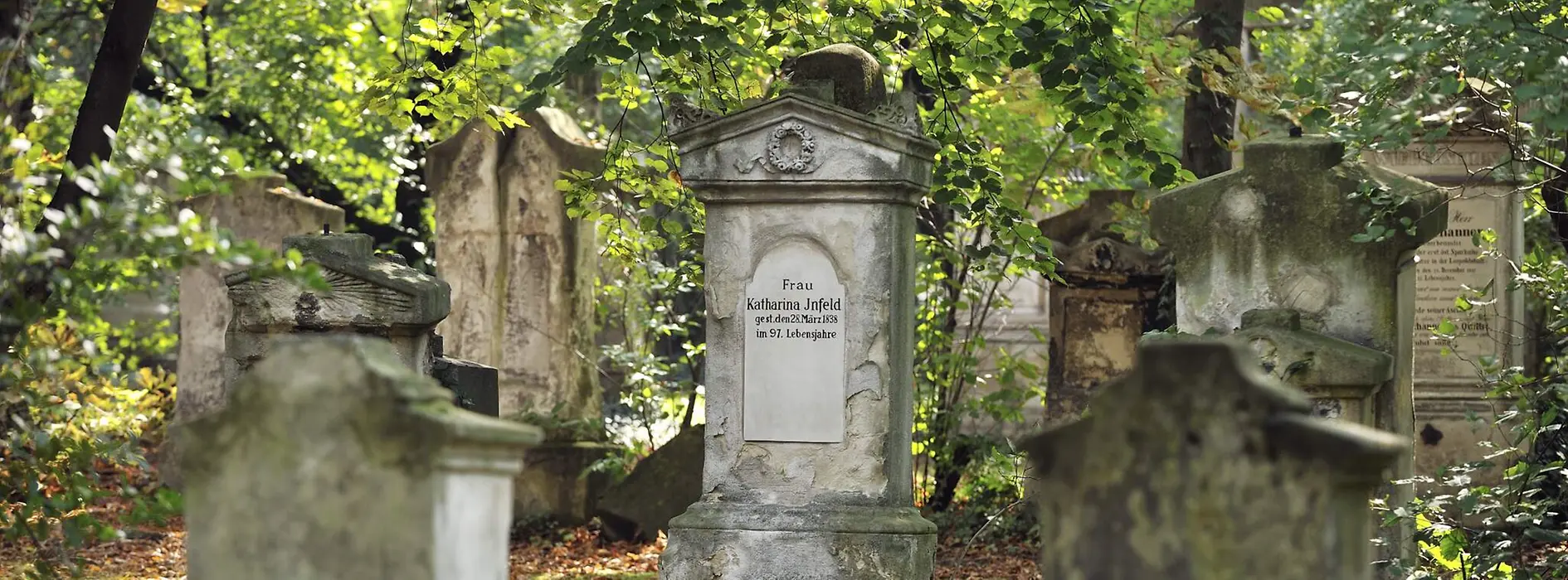 Grabstein am Friedhof St. Marx