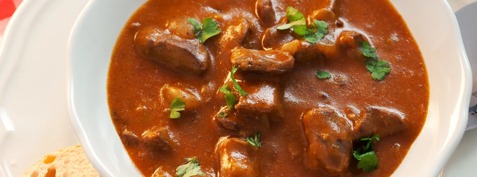 Creamy Viennese veal goulash