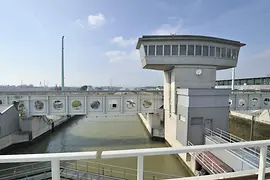 フロイデナウ水力発電所 