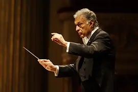 Zubin Mehta beim Dirigieren