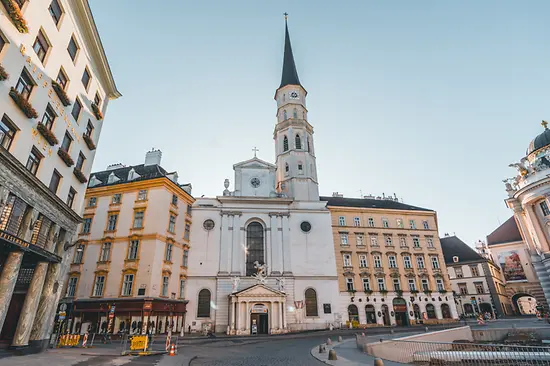 Westansicht Michaelerkirche