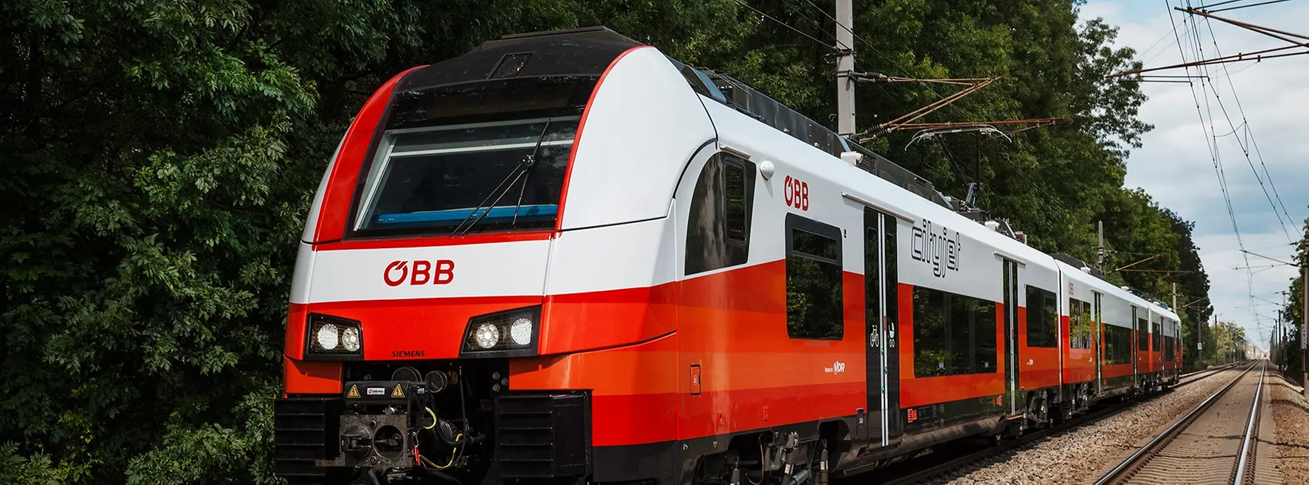 ÖBB Cityjet - czerwono-biały pociąg