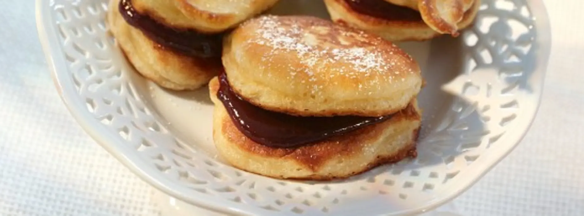 Plum Jam Liwanzen (small, fried yeast pancakes)