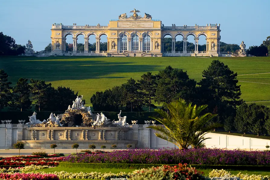 Gloriette good Schönbrunn