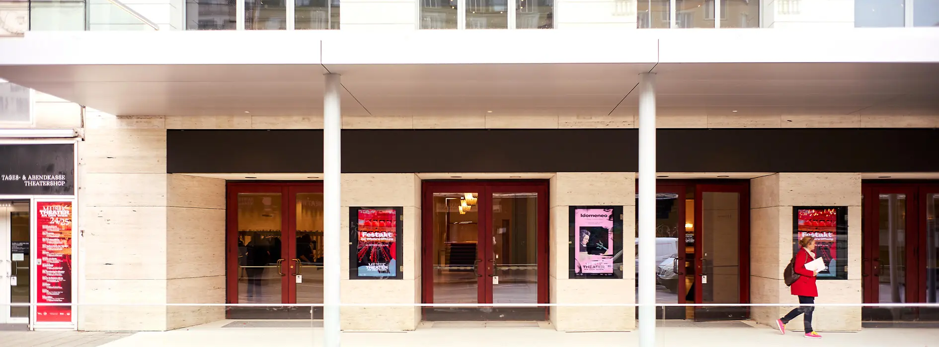 Opernhaus MusikTheater an der Wien, Außenansicht, Glasdach