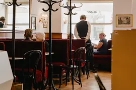 Café Frauenhuber with Thonet chairs