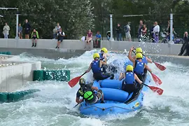 Rafting sur un cours d'eau vive artificiel 