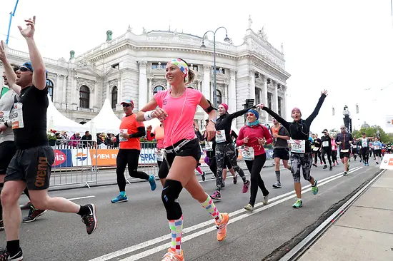 Zieleinlauf beim Burgtheater