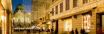 Natale a Vienna: illuminazione natalizia al Kohlmarkt