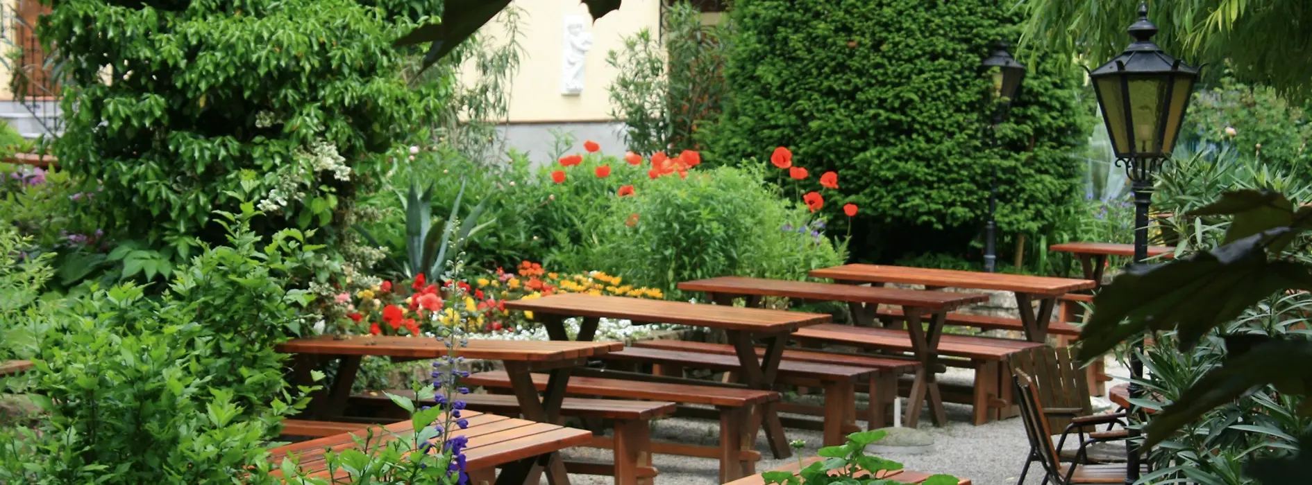 Weingut & Heuriger Steinklammer, Gastgarten