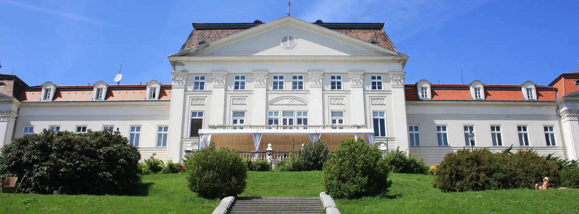 Exterior view of Wilhelminenberg Palace by day