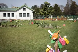 Augarten: Garden School, watering cans