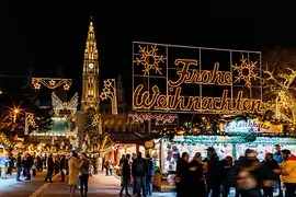 Mercatino di Natale al Rathausplatz