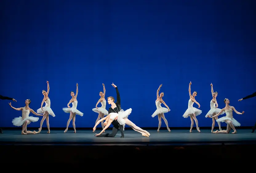 Balachine - The School of American Ballet - Symphony in C