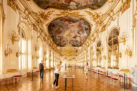Schönbrunn Palace, Grand Gallery