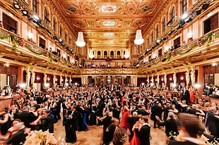 Coppie danzanti al Ballo della Filarmonica al Musikverein di Vienna