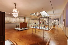 MAK – Museum of Applied Arts, Vienna: interior view of the exhibition space