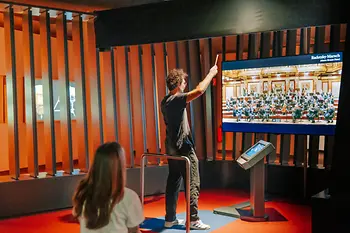 Virtual conductor in the House of Music